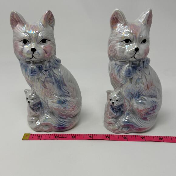 Vintage Pearl Lustreware Porcelain Pink & Blue Cat with Kitten Statue Set of 2 - Picture 8 of 9